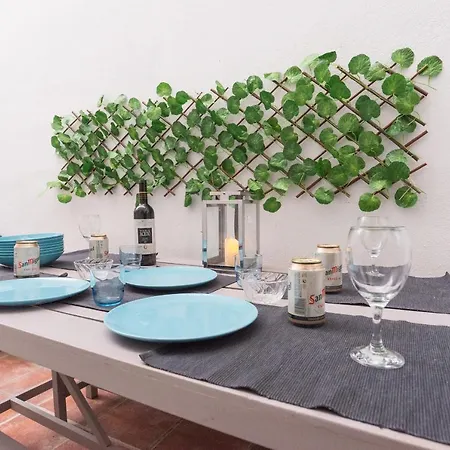 Apartment Gr0-quiet Apartment, Private Backyard, Walk To Old Town Malaga